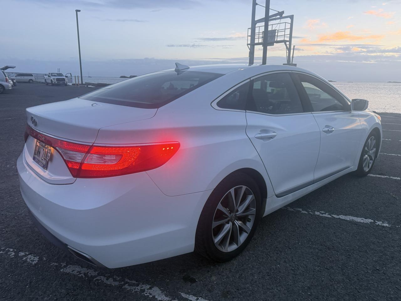 Hyundai Azera Base 2015