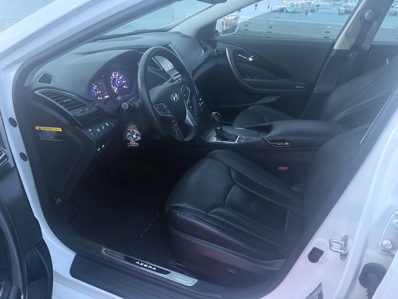 Hyundai Azera Base 2015