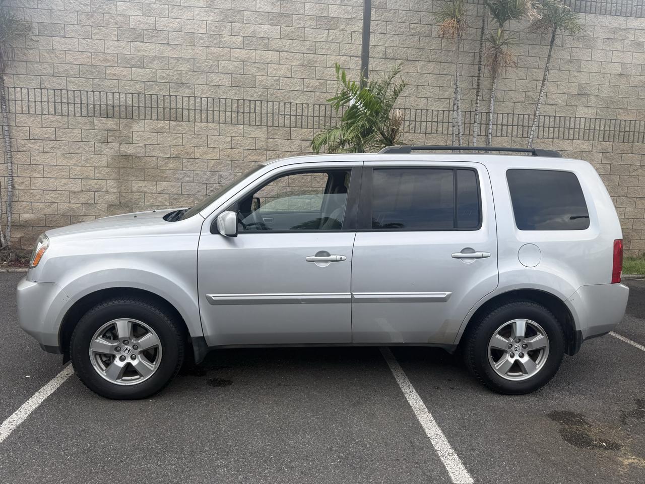 Honda Pilot EX-L 2WD 5-Spd AT 2011