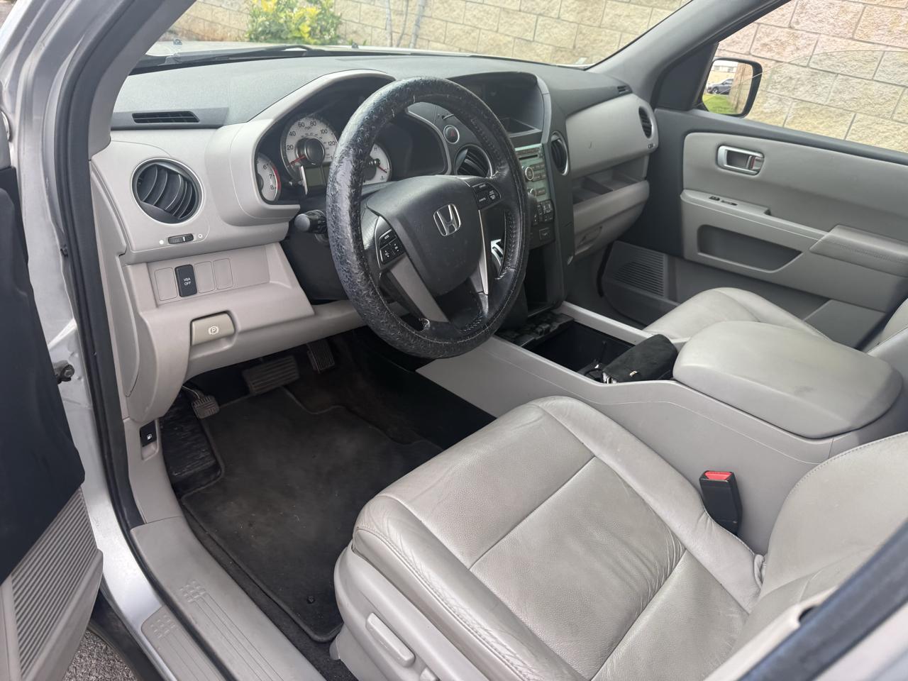 Honda Pilot EX-L 2WD 5-Spd AT 2011