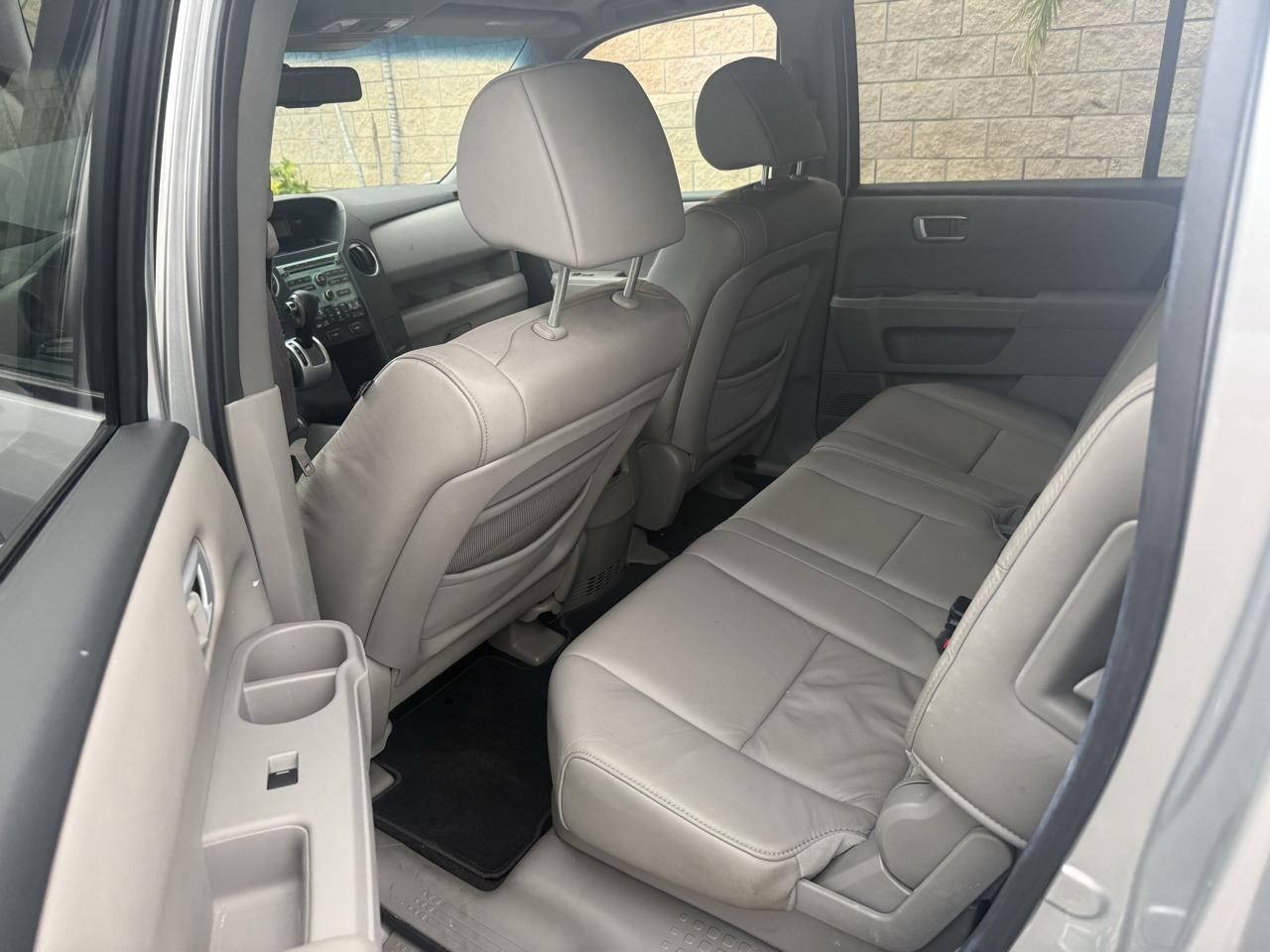 Honda Pilot EX-L 2WD 5-Spd AT 2011