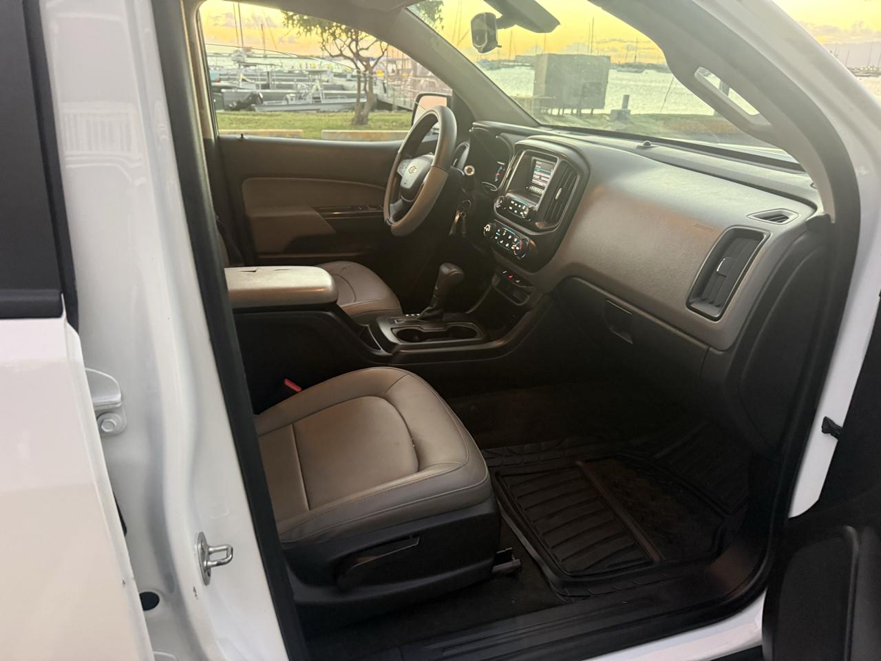 Chevrolet Colorado 2WD Crew Cab WT 2016