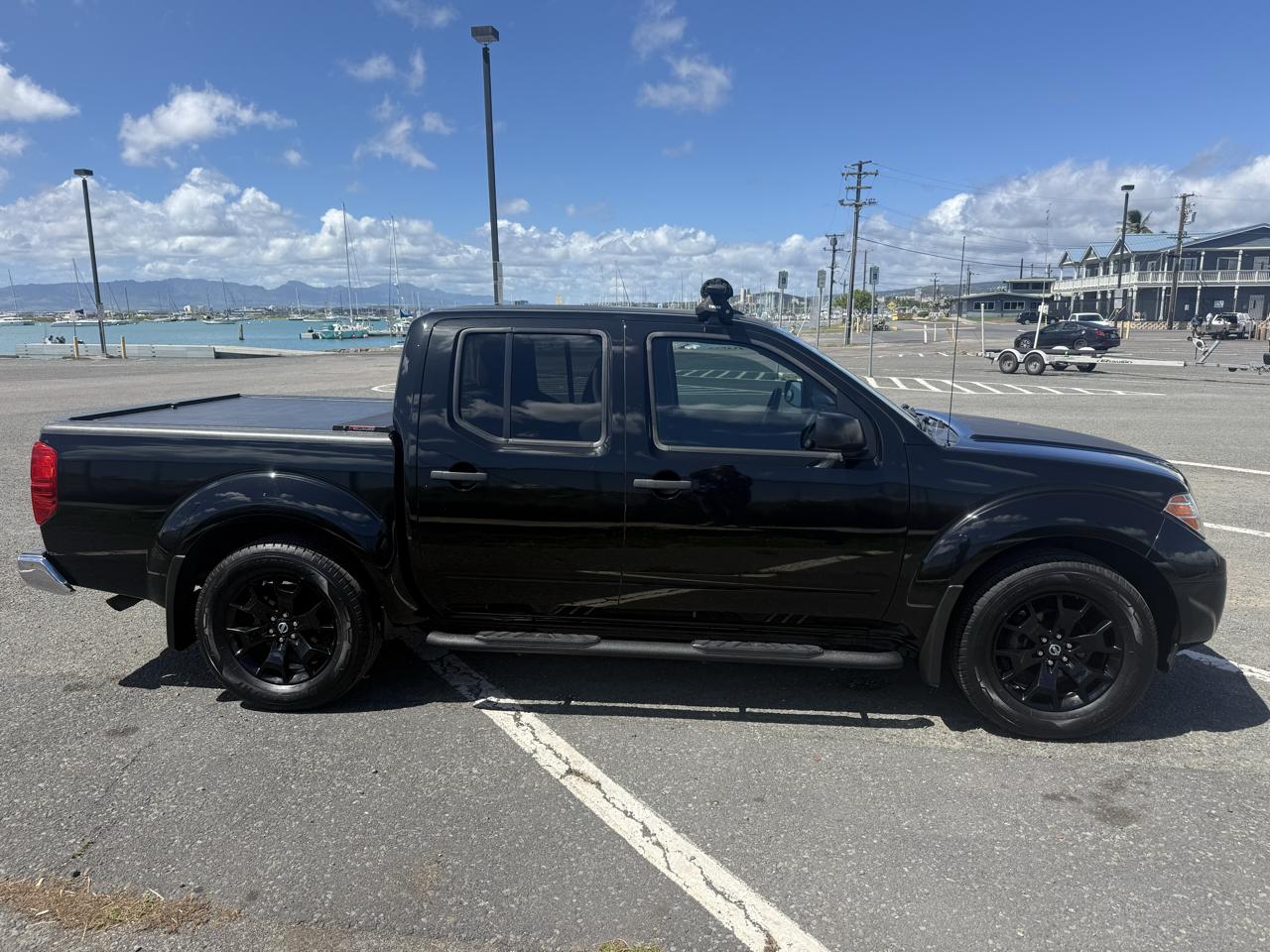 Nissan Frontier SV Crew Cab V6 2017