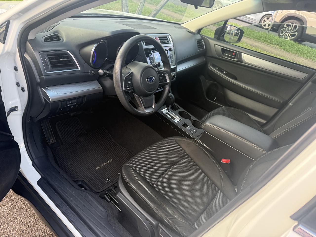 Subaru Outback 2.5i 2019