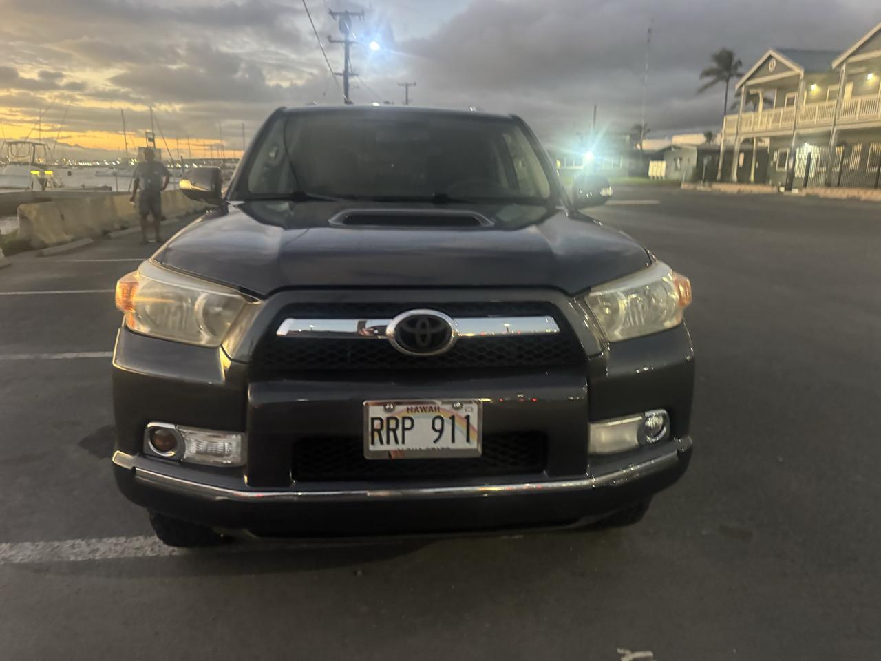 Toyota 4Runner SR5 2WD 2011