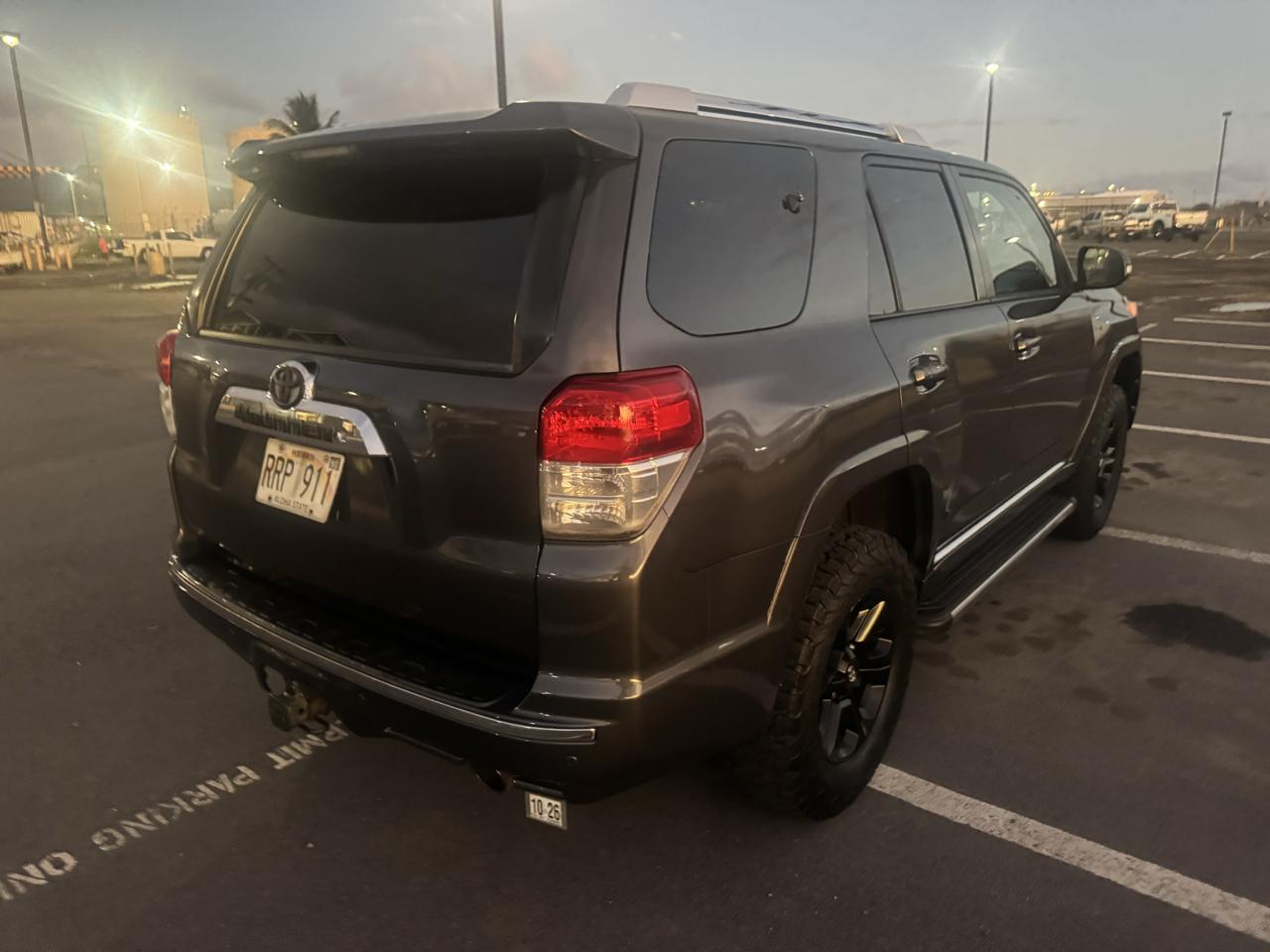 Toyota 4Runner SR5 2WD 2011
