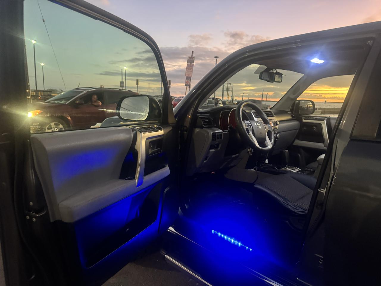 Toyota 4Runner SR5 2WD 2011