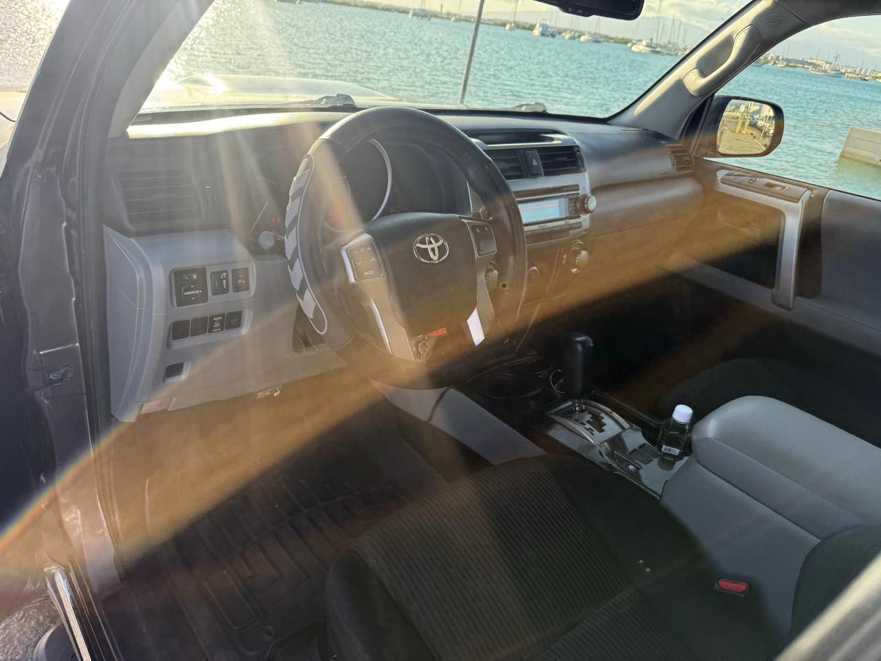 Toyota 4Runner SR5 2WD 2011
