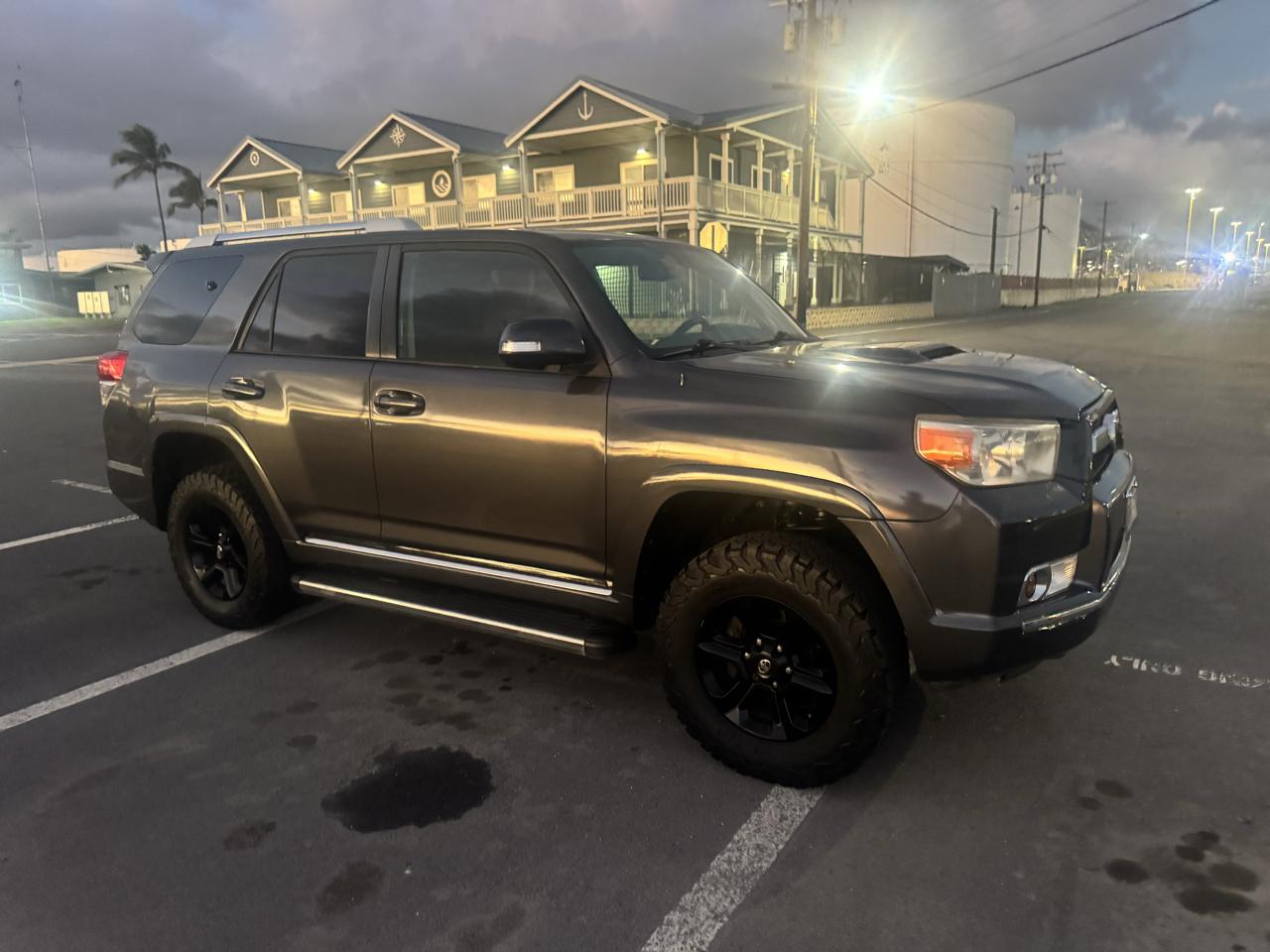 Toyota 4Runner SR5 2WD 2011