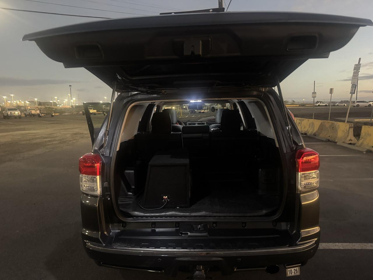 Toyota 4Runner SR5 2WD 2011