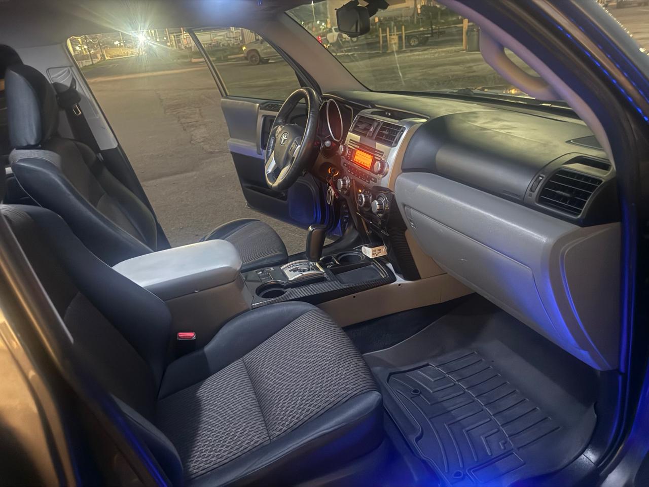 Toyota 4Runner SR5 2WD 2011