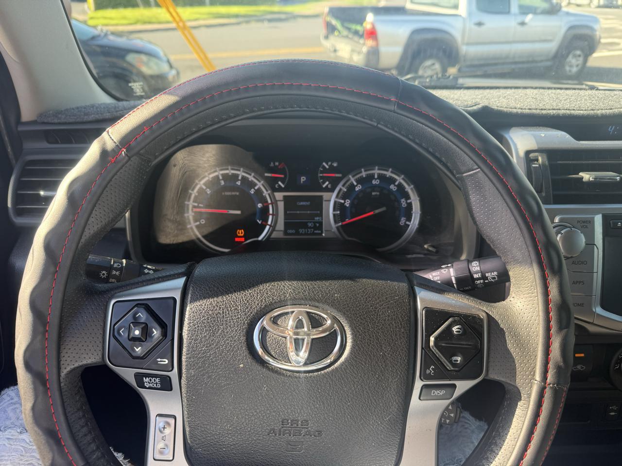 Toyota 4Runner SR5 2WD 2014