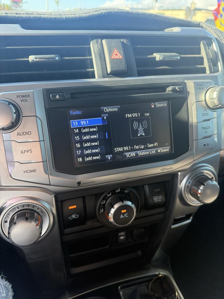 Toyota 4Runner SR5 2WD 2014