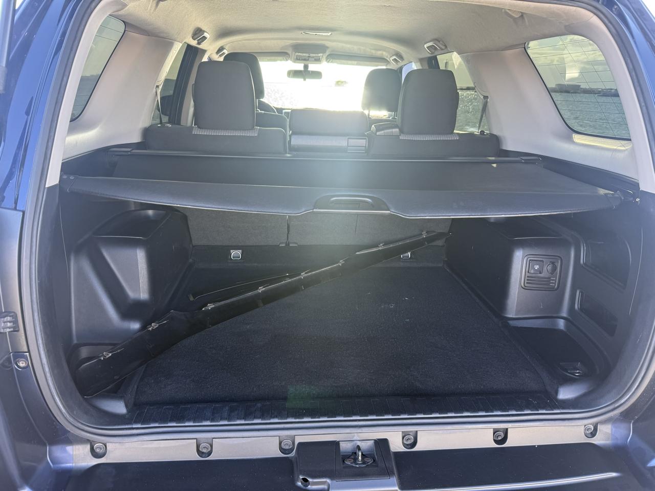 Toyota 4Runner SR5 2WD 2014