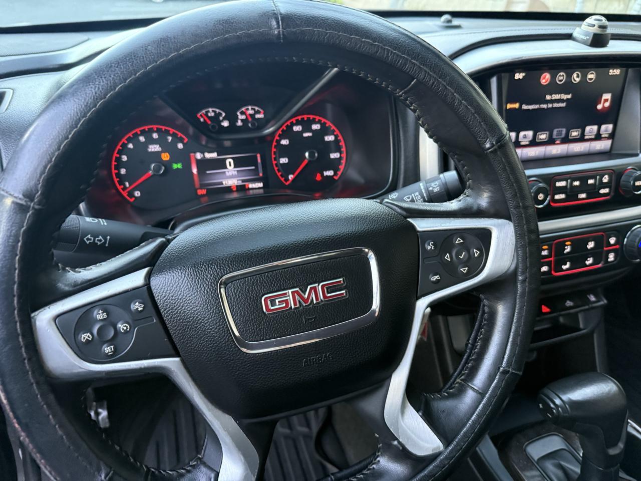 GMC Canyon SLE Crew Cab 4WD 2016