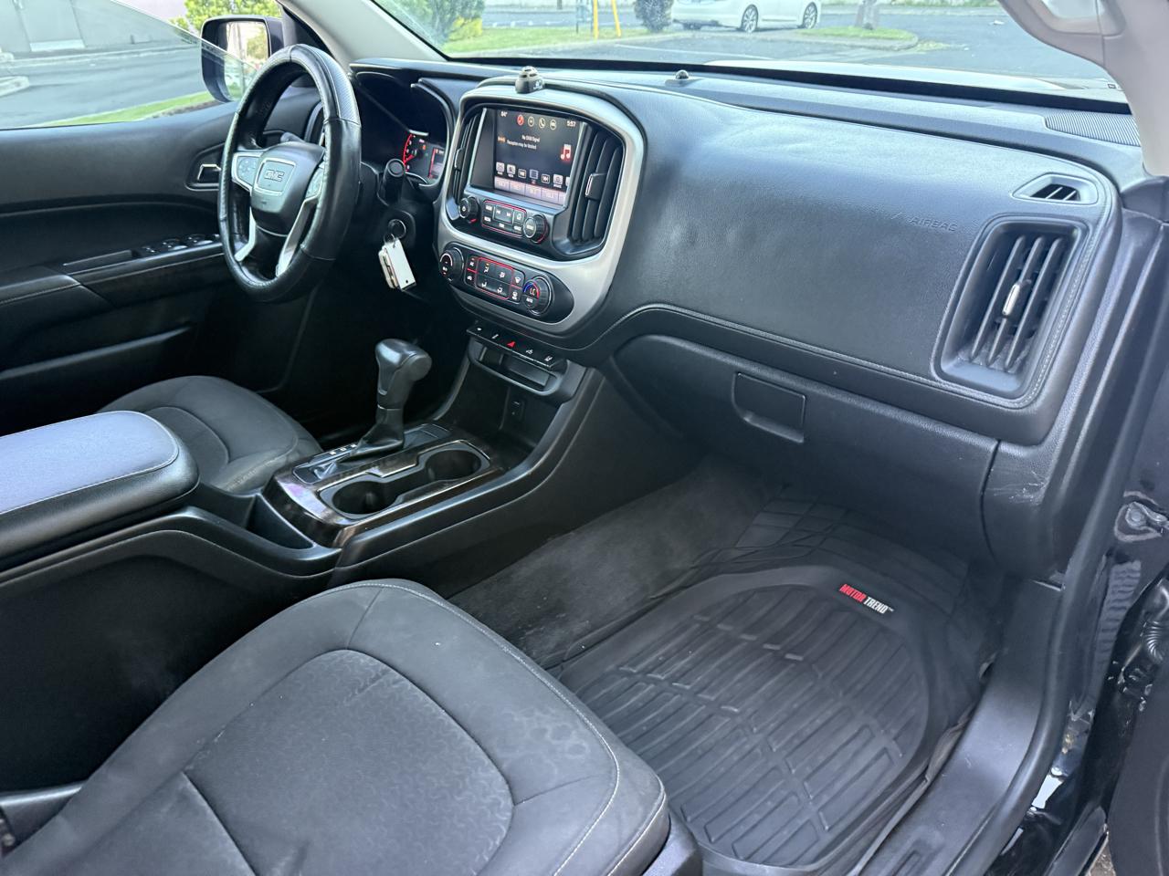 GMC Canyon SLE Crew Cab 4WD 2016
