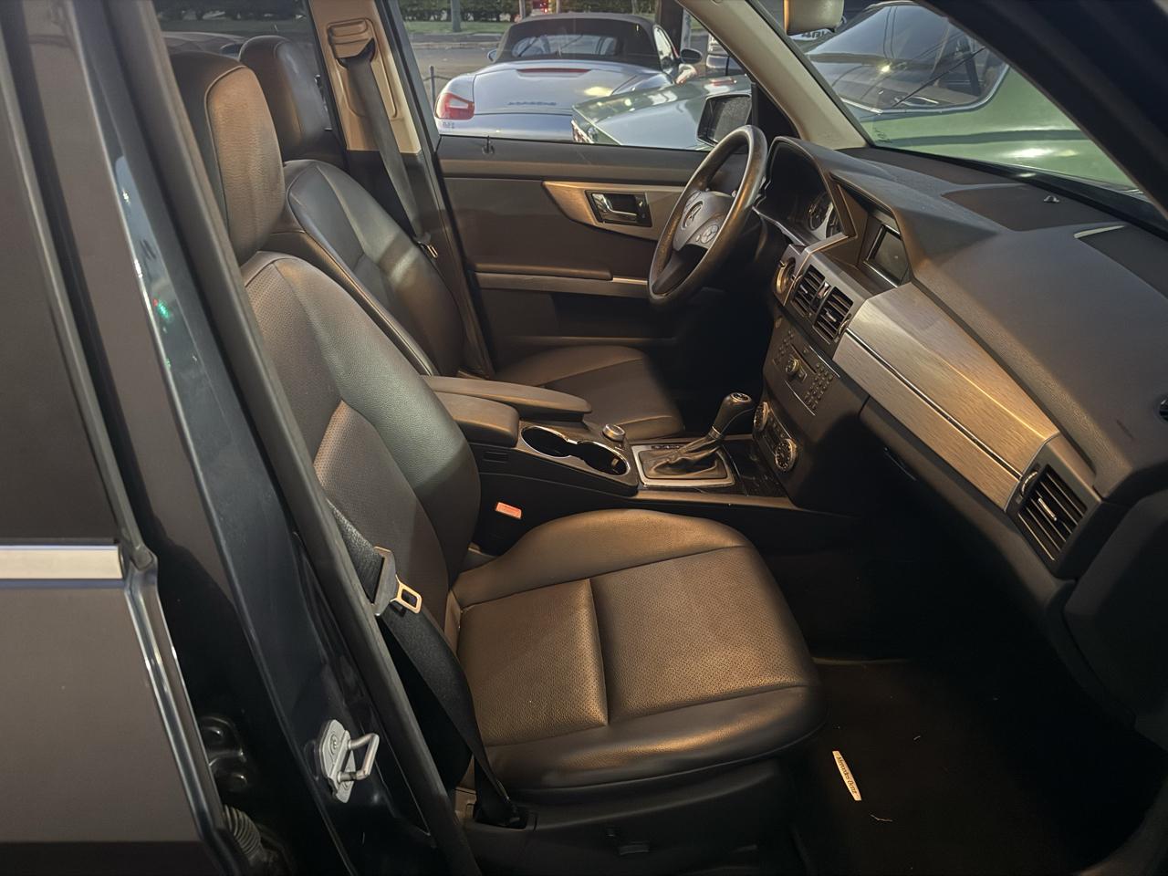 Mercedes-Benz GLK-Class GLK350 2010