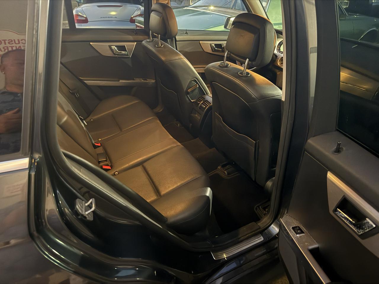 Mercedes-Benz GLK-Class GLK350 2010