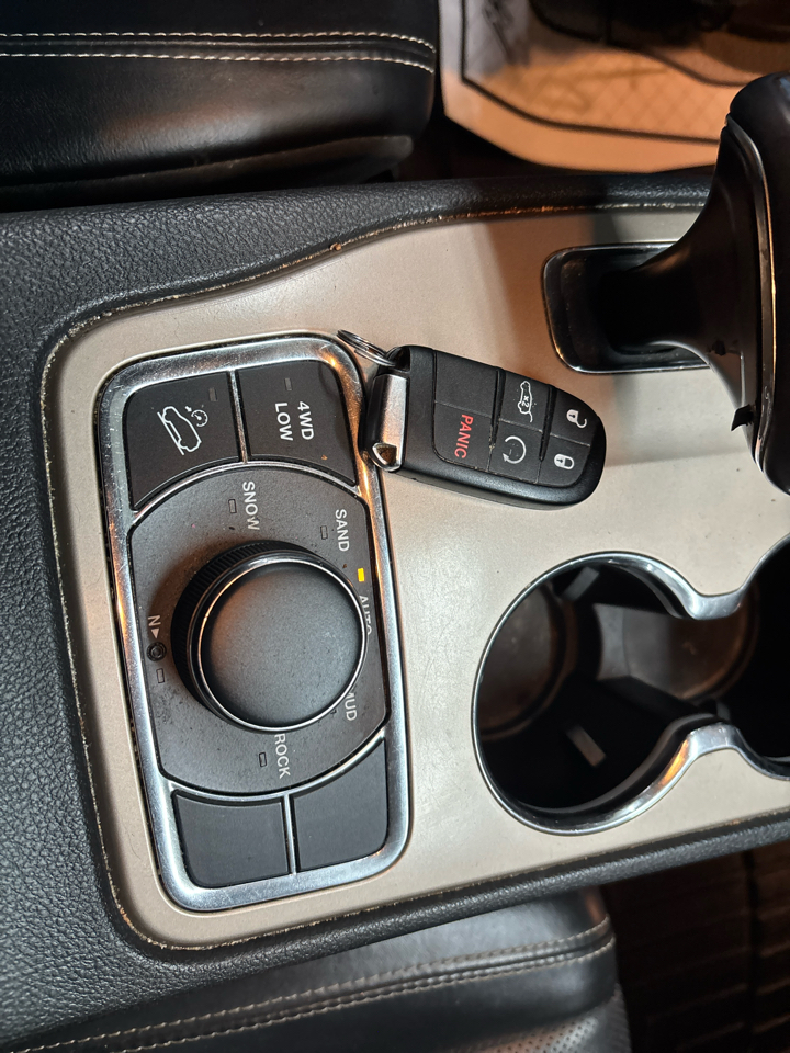 Jeep Grand Cherokee Limited 4WD 2015