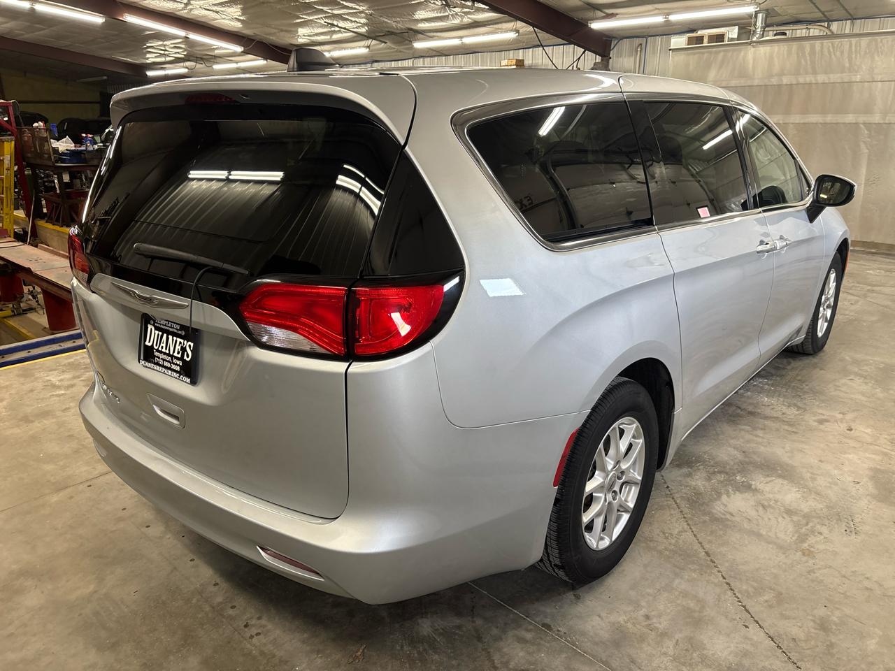 Chrysler Voyager LX 2022