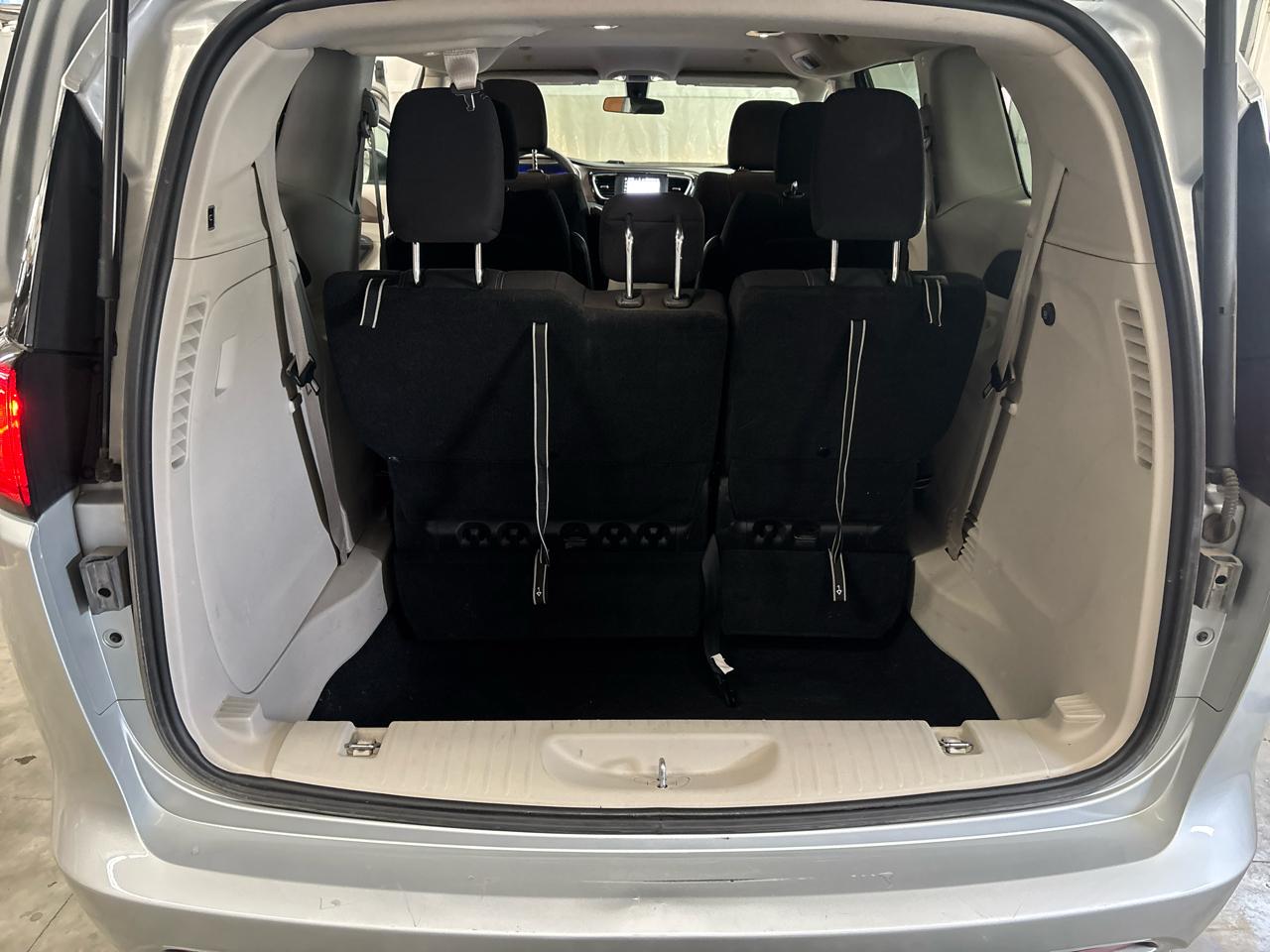 Chrysler Voyager LX 2022