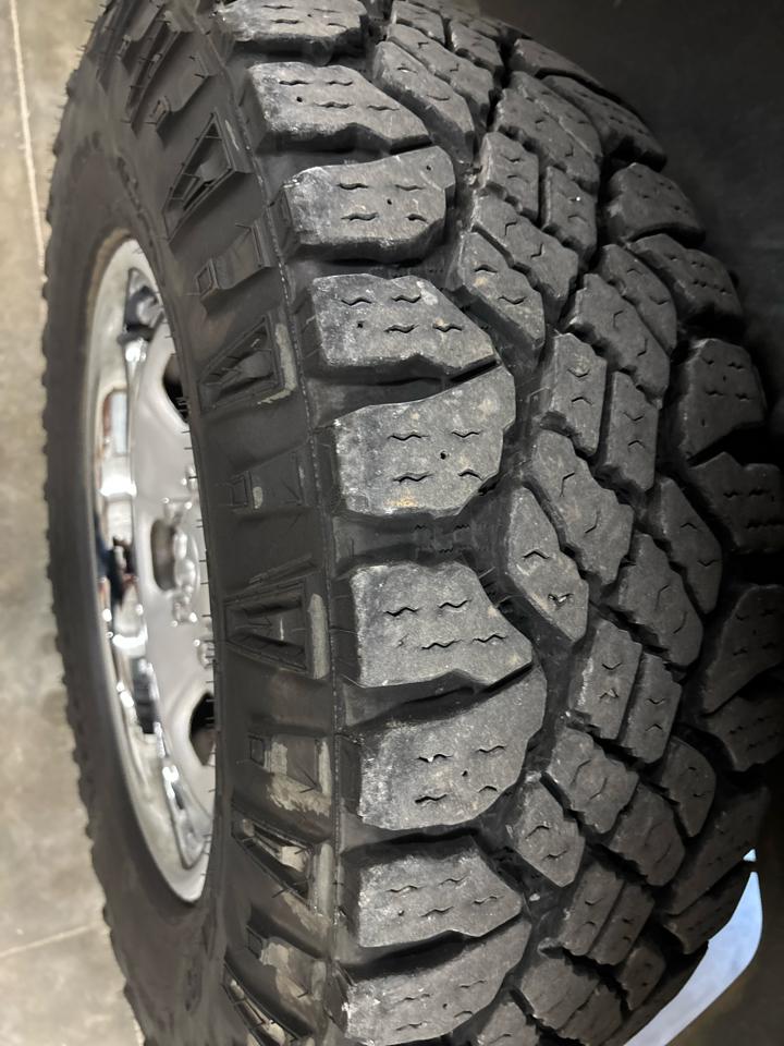 RAM 1500 Tradesman Crew Cab SWB 4WD 2016