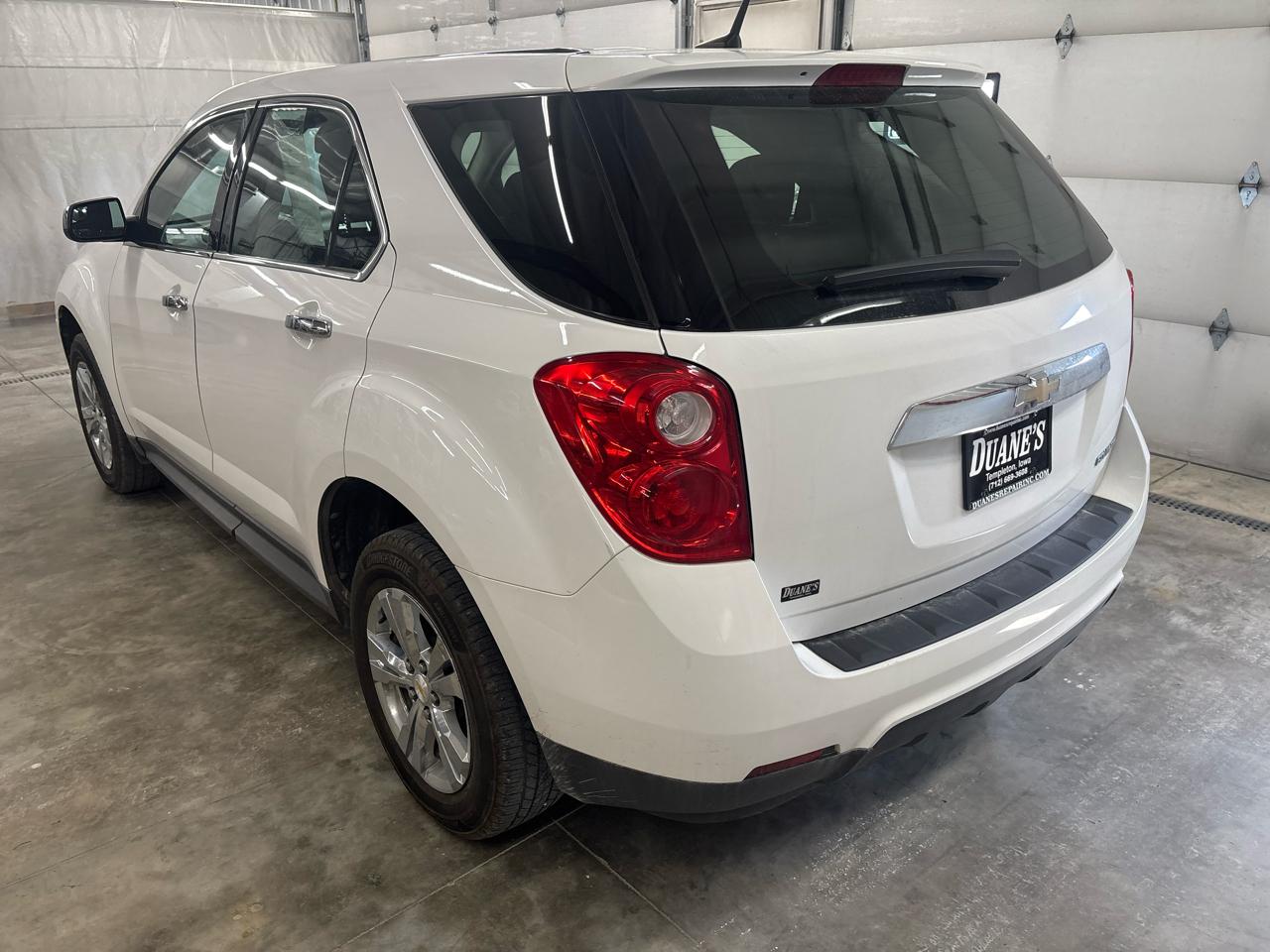 Chevrolet Equinox LS 2WD 2012