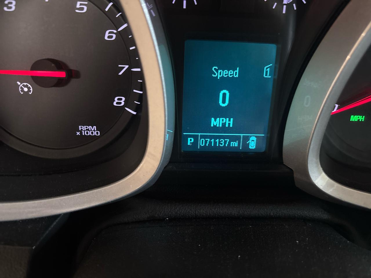 Chevrolet Equinox LS 2WD 2012