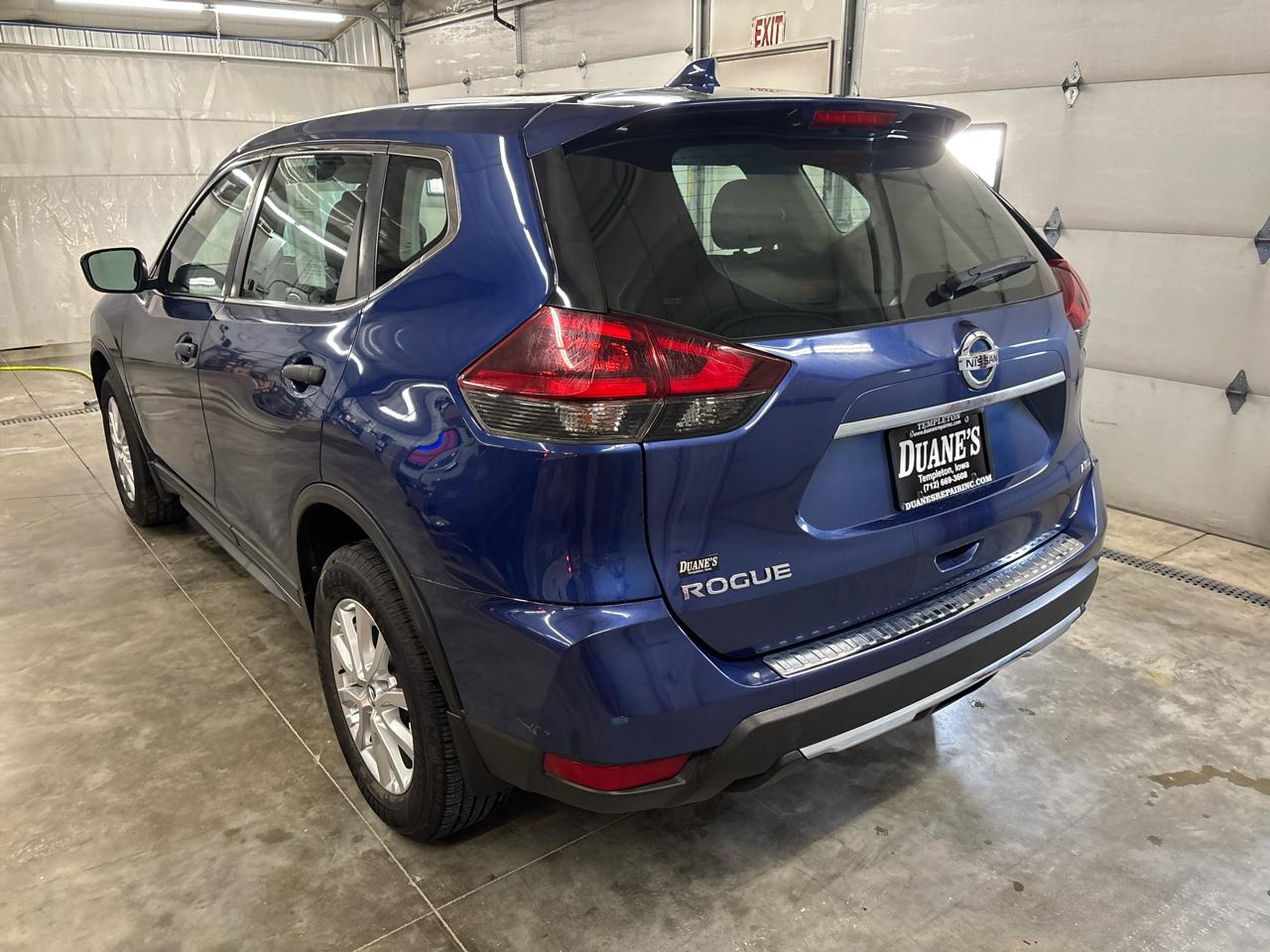 Nissan Rogue SV AWD 2018