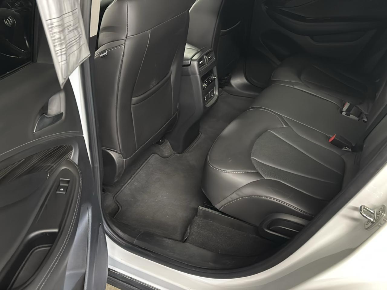 Buick Envision Essense AWD 2019