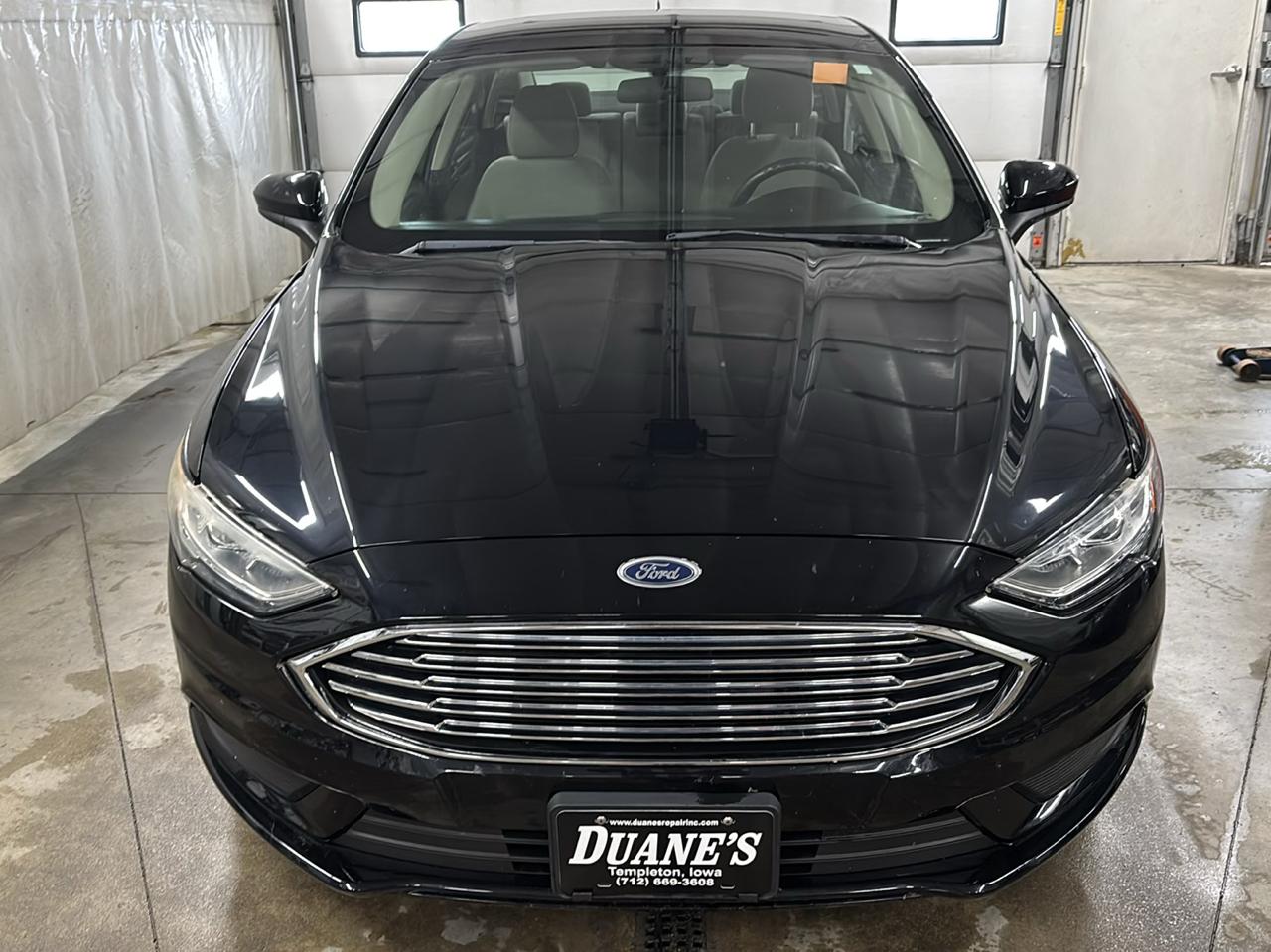 Ford Fusion Hybrid S 2018