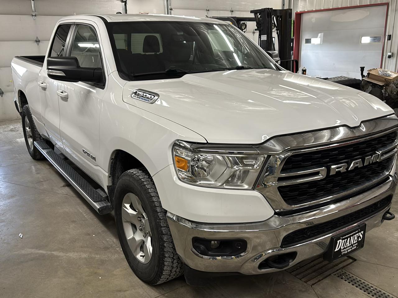 RAM 1500 Big Horn Quad Cab 4WD 2022