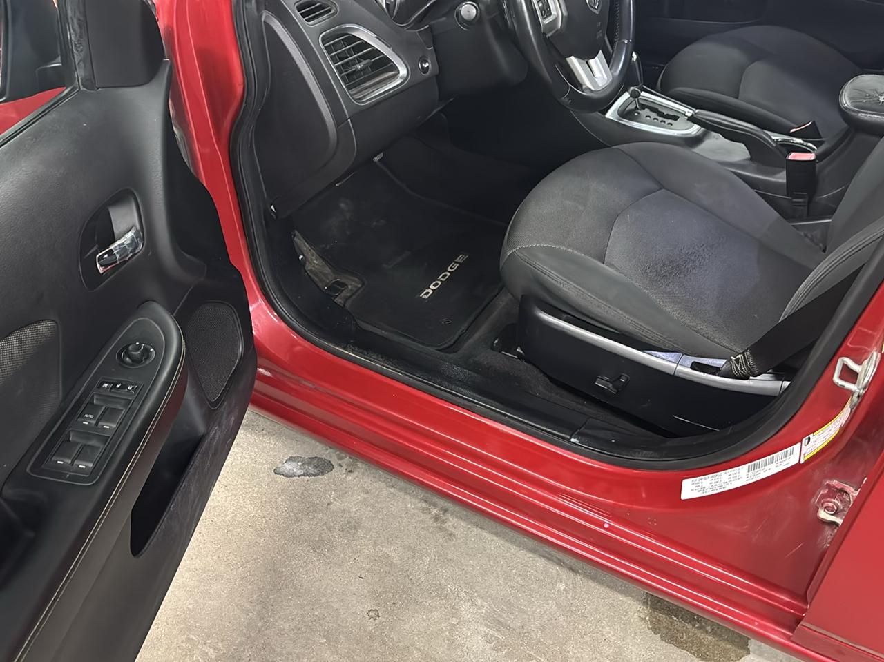 Dodge Avenger SXT 2012