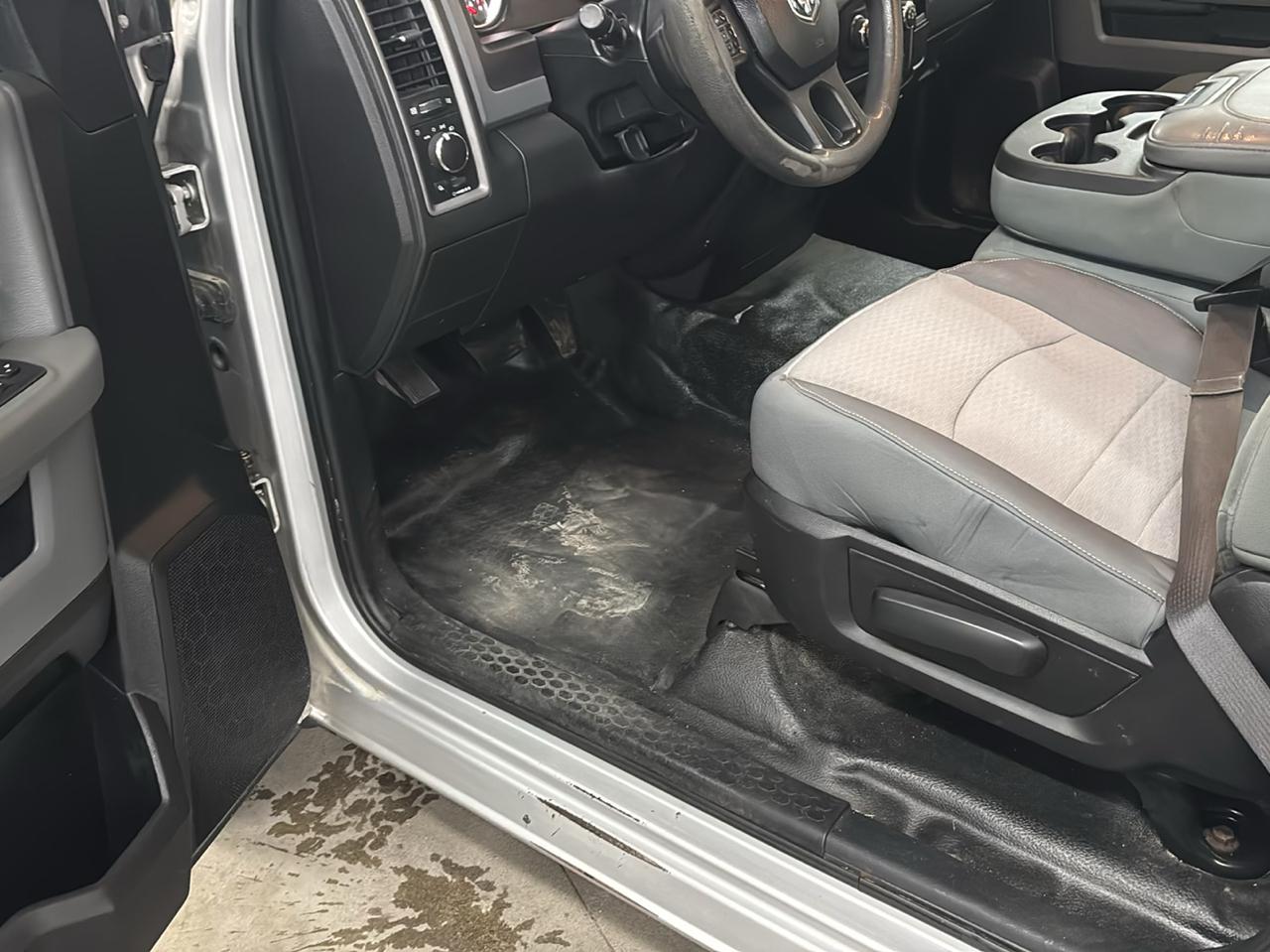 RAM 1500 Tradesman Regular Cab LWB 4WD 2018