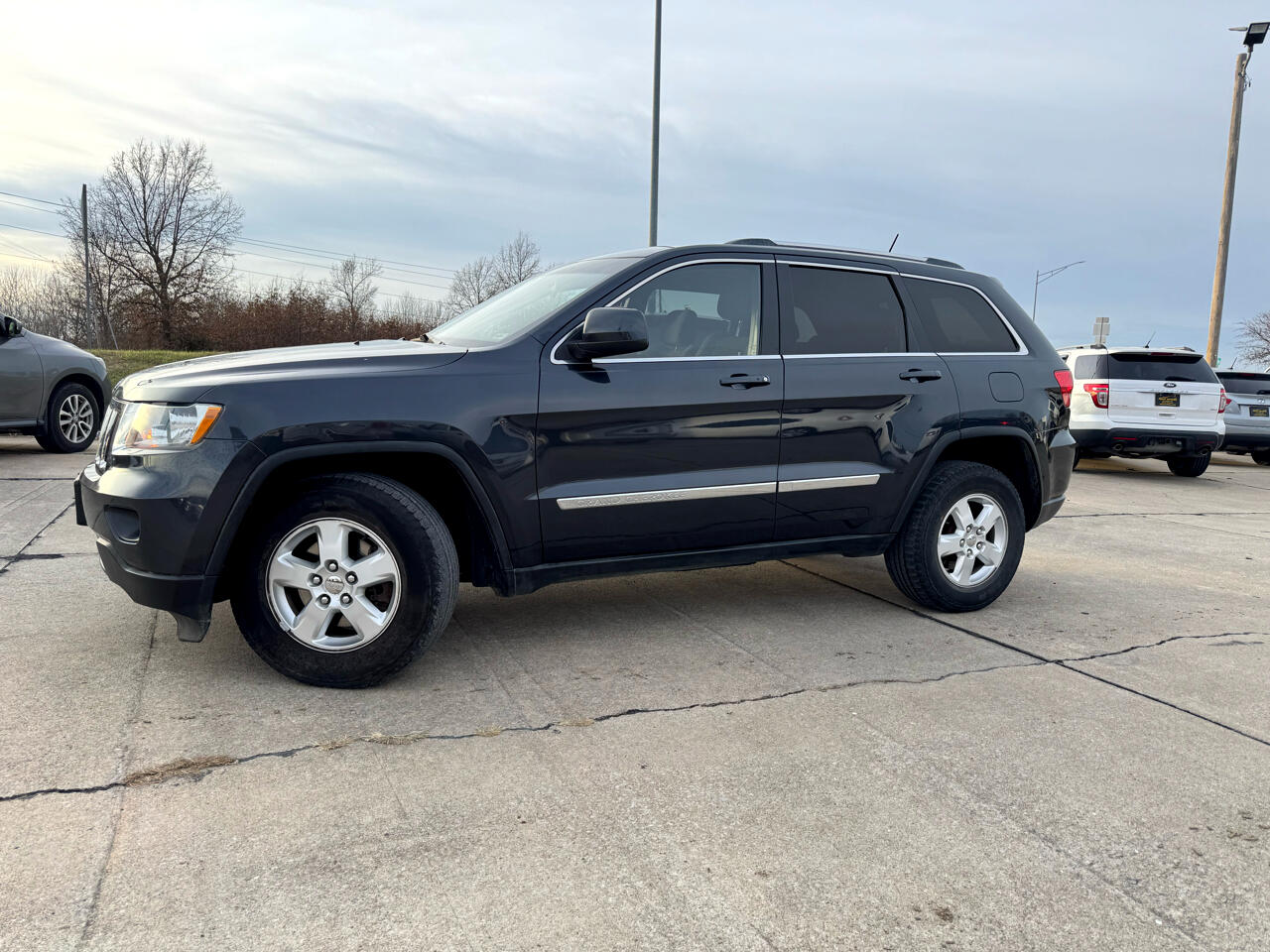 Jeep Grand Cherokee Laredo 4WD 2012