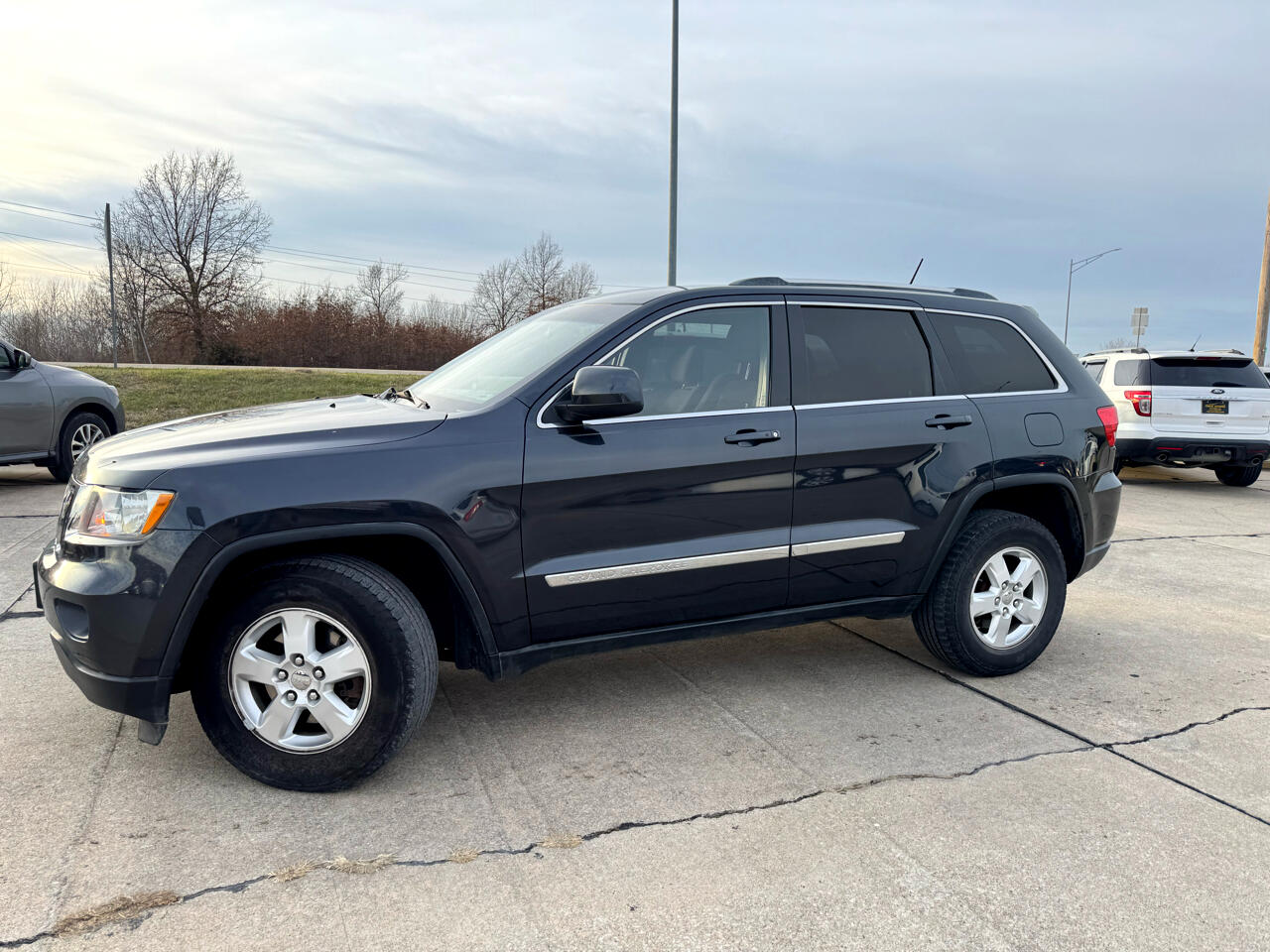 Jeep Grand Cherokee Laredo 4WD 2012