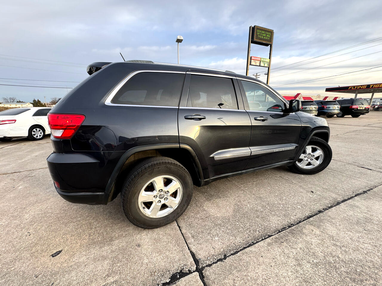 Jeep Grand Cherokee Laredo 4WD 2012