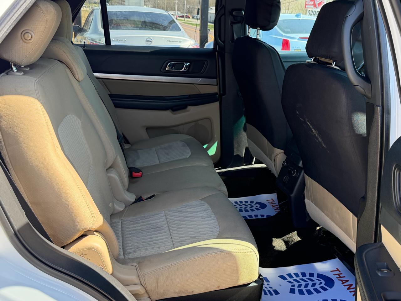 Ford Explorer Base FWD 2016