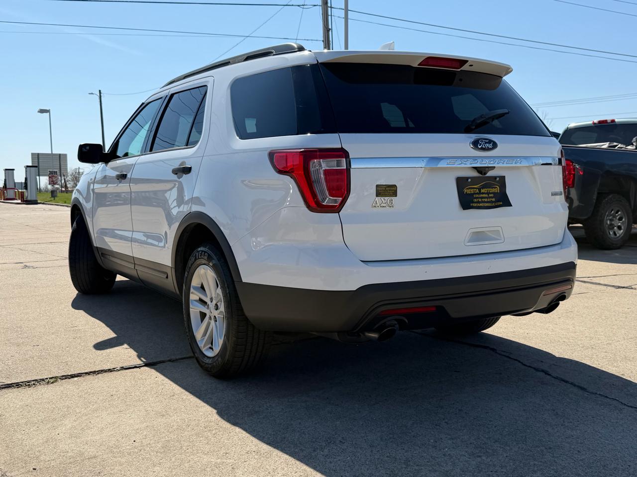 Ford Explorer Base FWD 2016