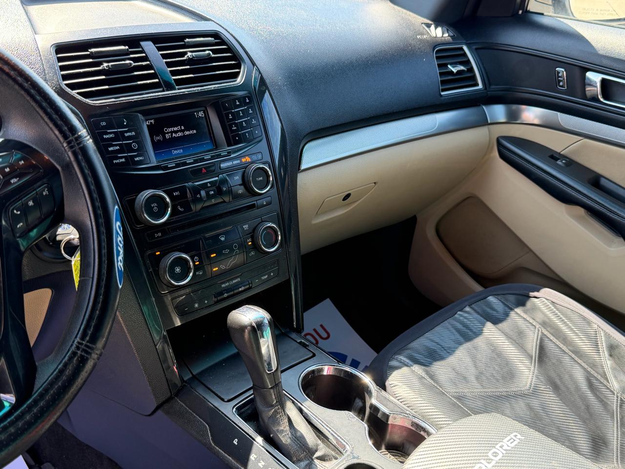 Ford Explorer Base FWD 2016