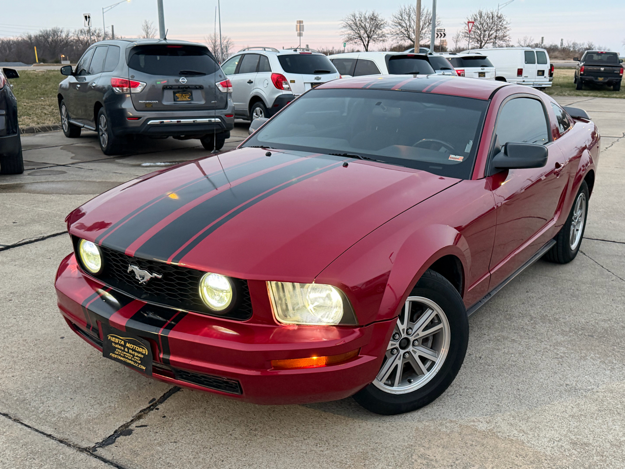 2005 Ford Mustang Deluxe