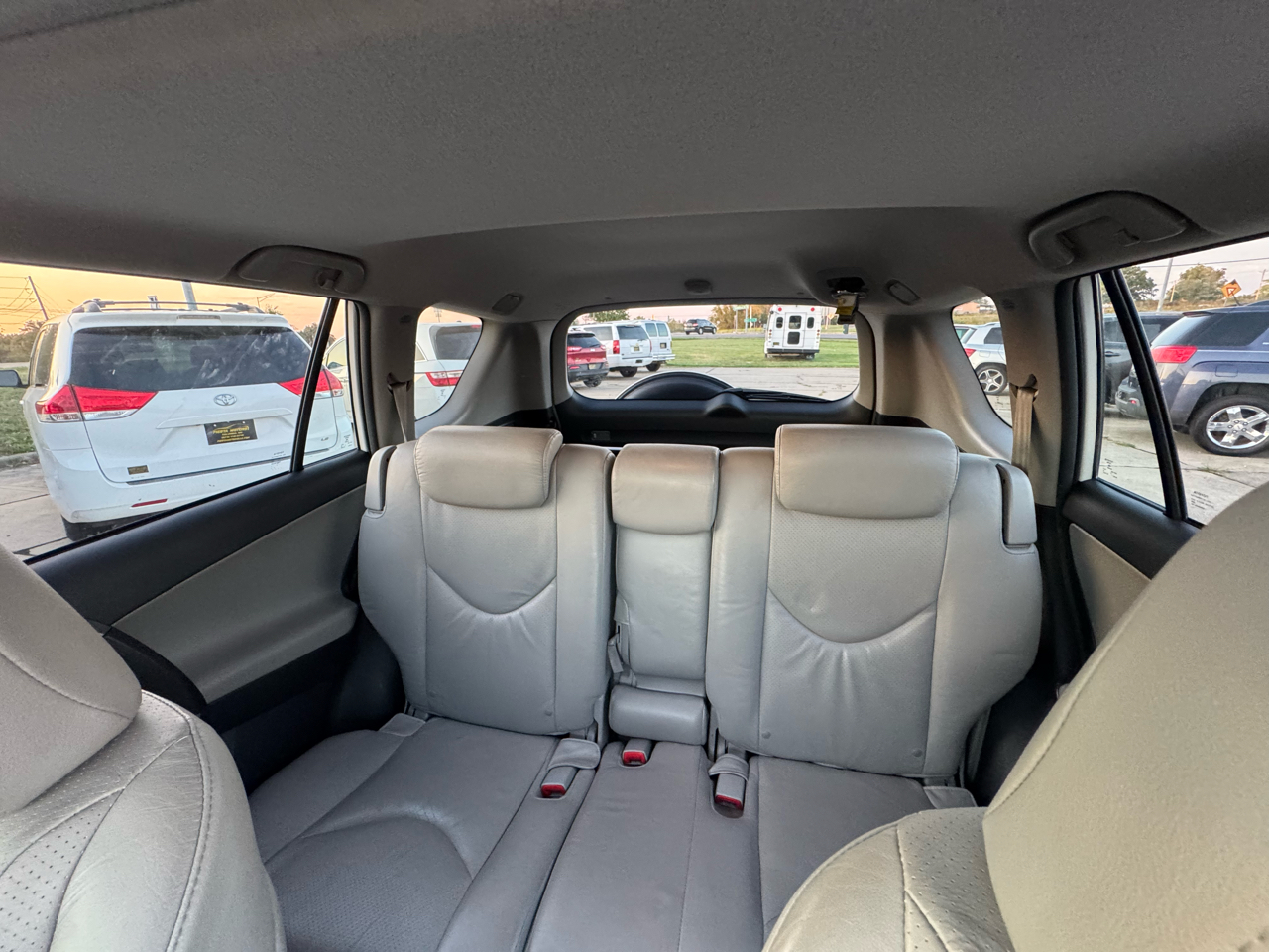 Toyota RAV4 Limited V6 4WD 2011 Toyota RAV4 Limited V6 4WD 2011