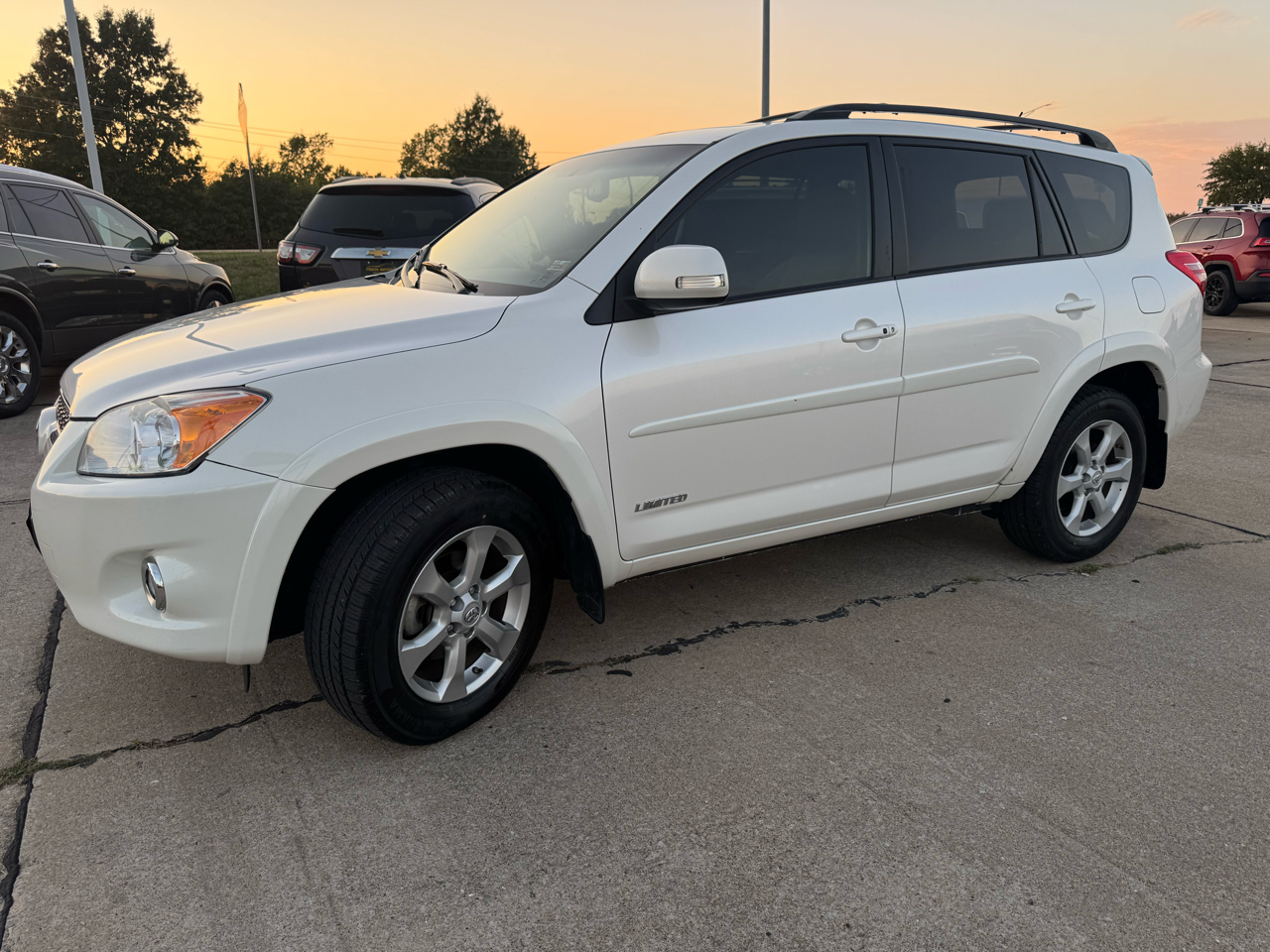 Toyota RAV4 Limited V6 4WD 2011 Toyota RAV4 Limited V6 4WD 2011