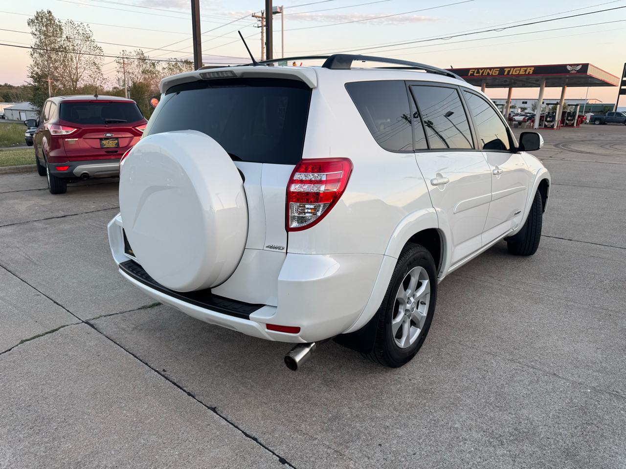 Toyota RAV4 Limited V6 4WD 2011 Toyota RAV4 Limited V6 4WD 2011