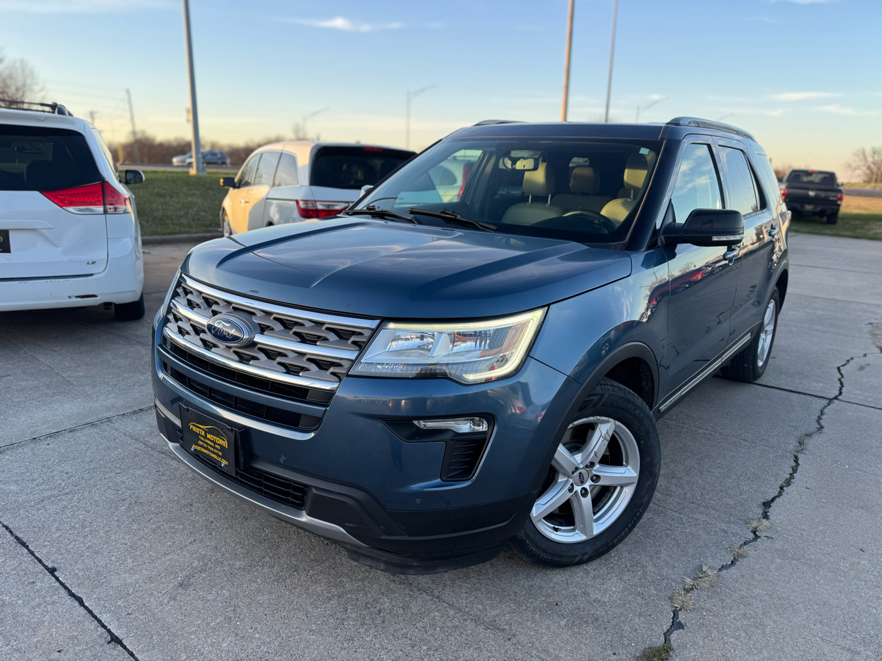 Ford Explorer XLT FWD 2018