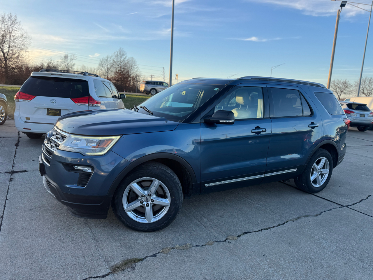 Ford Explorer XLT FWD 2018