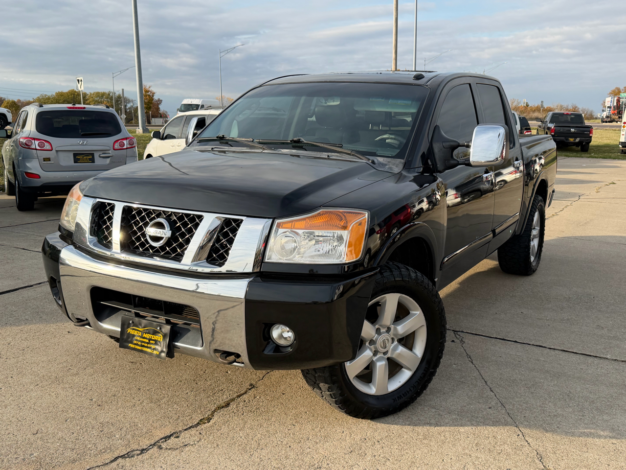 Nissan Titan PRO-4X Crew Cab 4WD SWB 2010