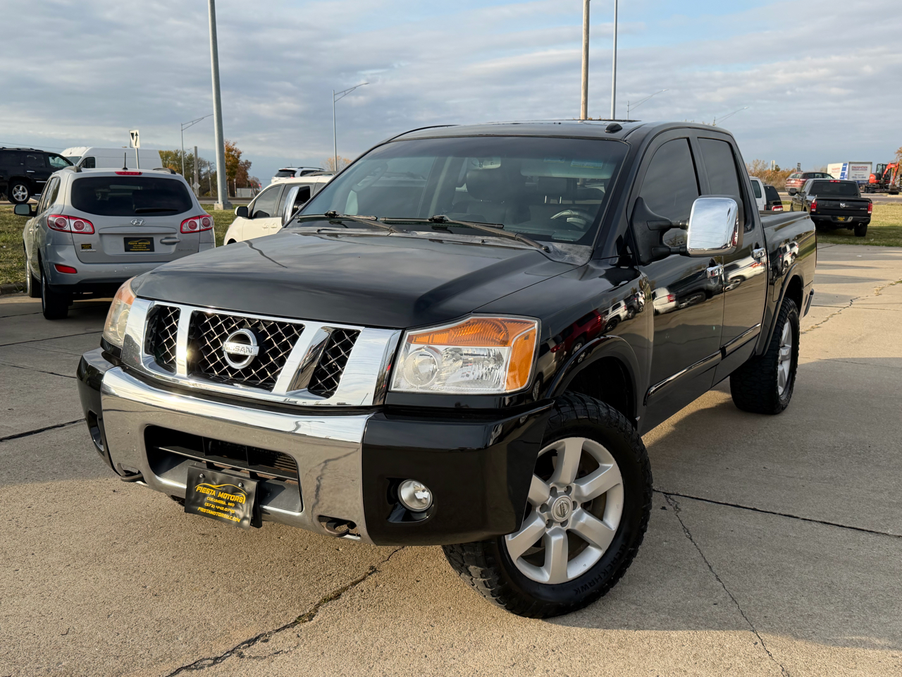 Nissan Titan PRO-4X Crew Cab 4WD SWB 2010