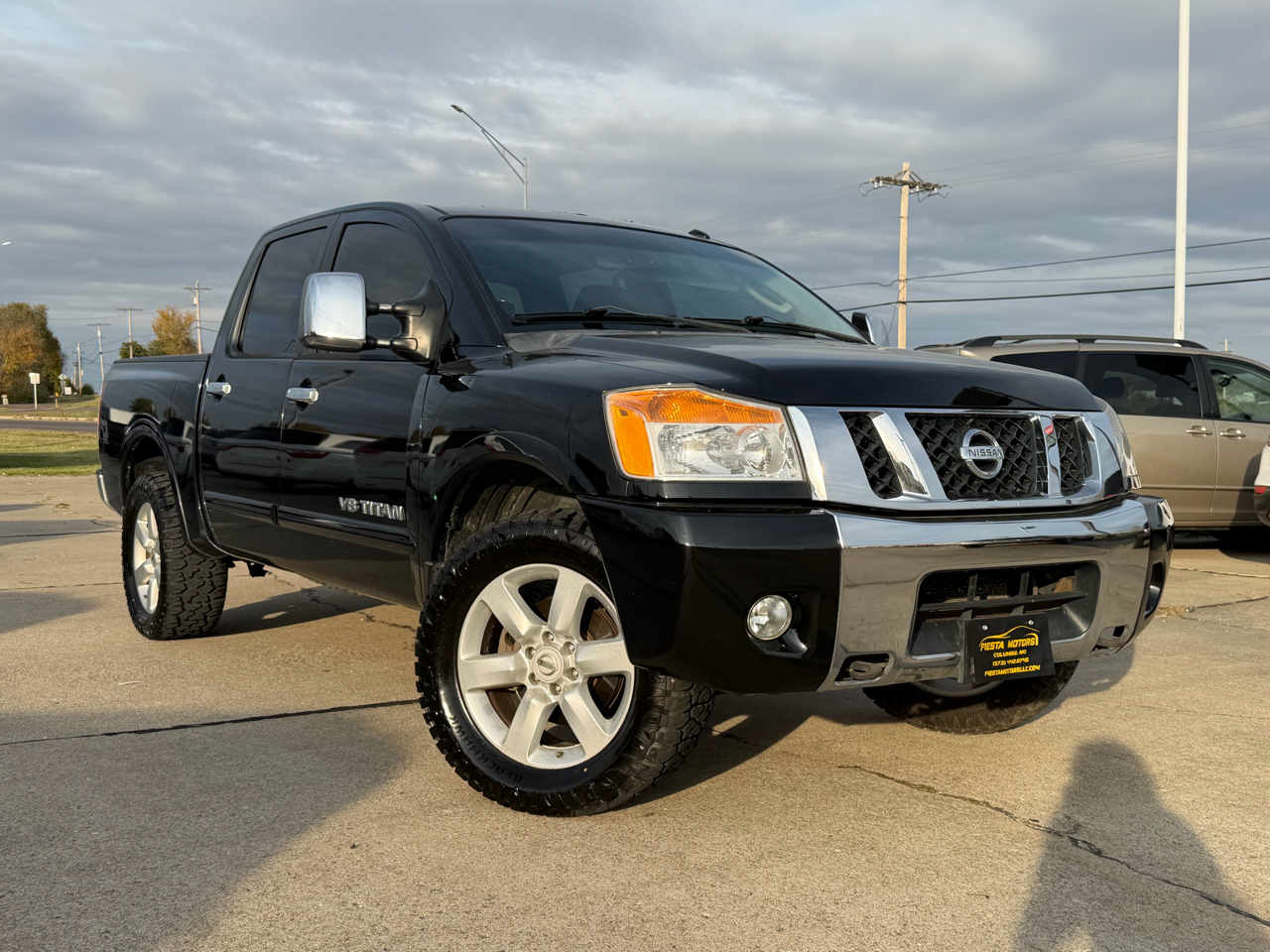 2010 Nissan Titan PRO-4X Crew Cab 4WD SWB