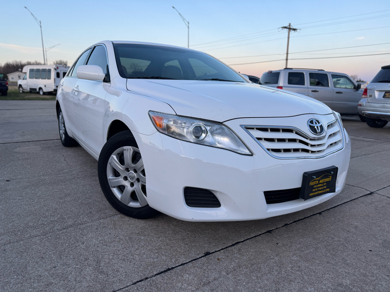 2011 Toyota Camry Base 6-Spd AT